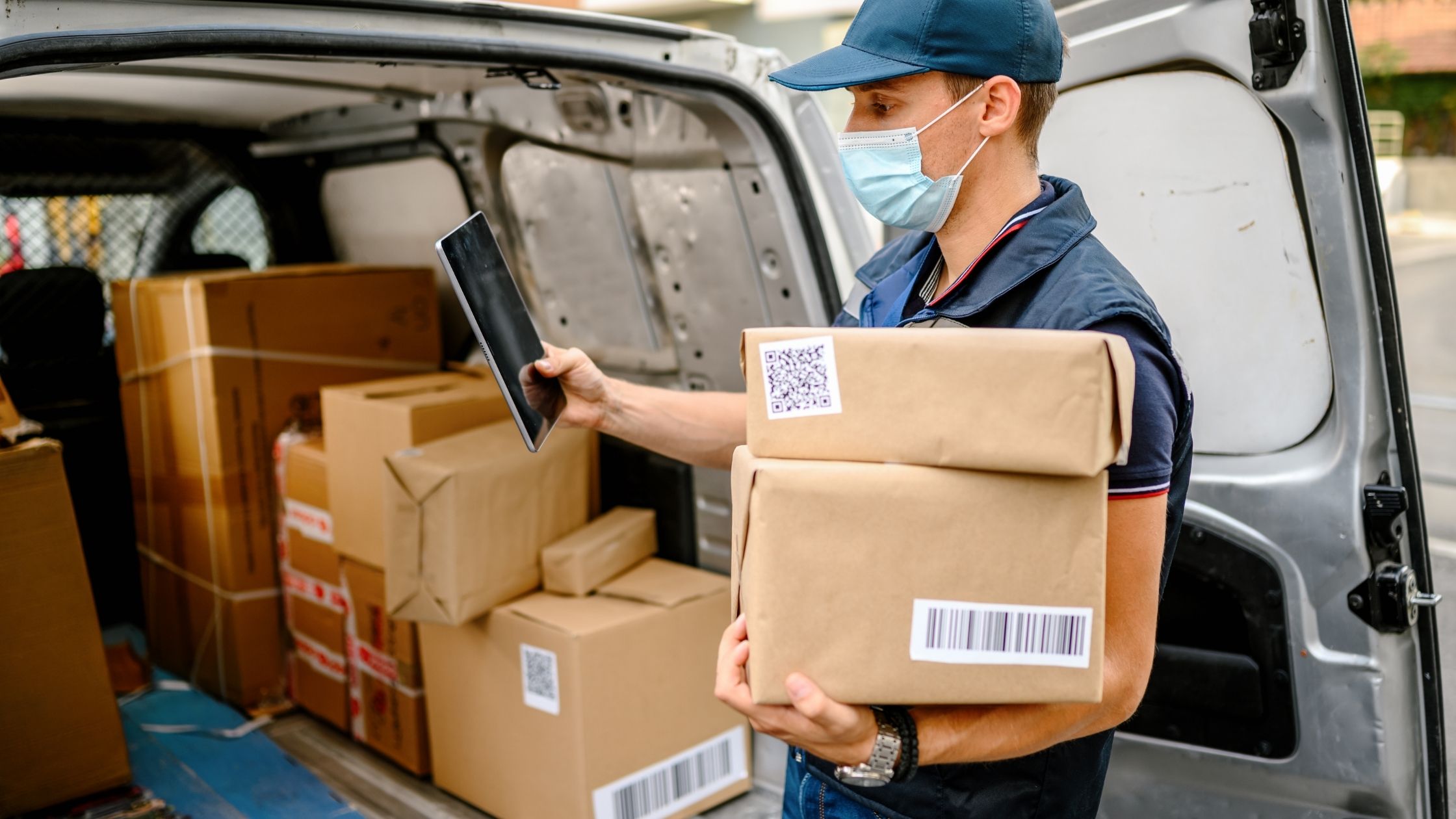 Courier Services in Singapore | Affordable Courier Delivery Services